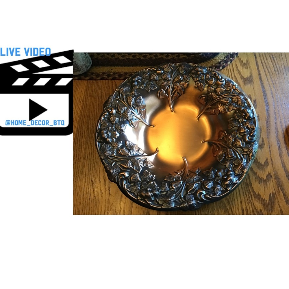 AUCTION PRICE👩🏻‍⚖️ Video Vintage Copper Floral Serving Bowl
